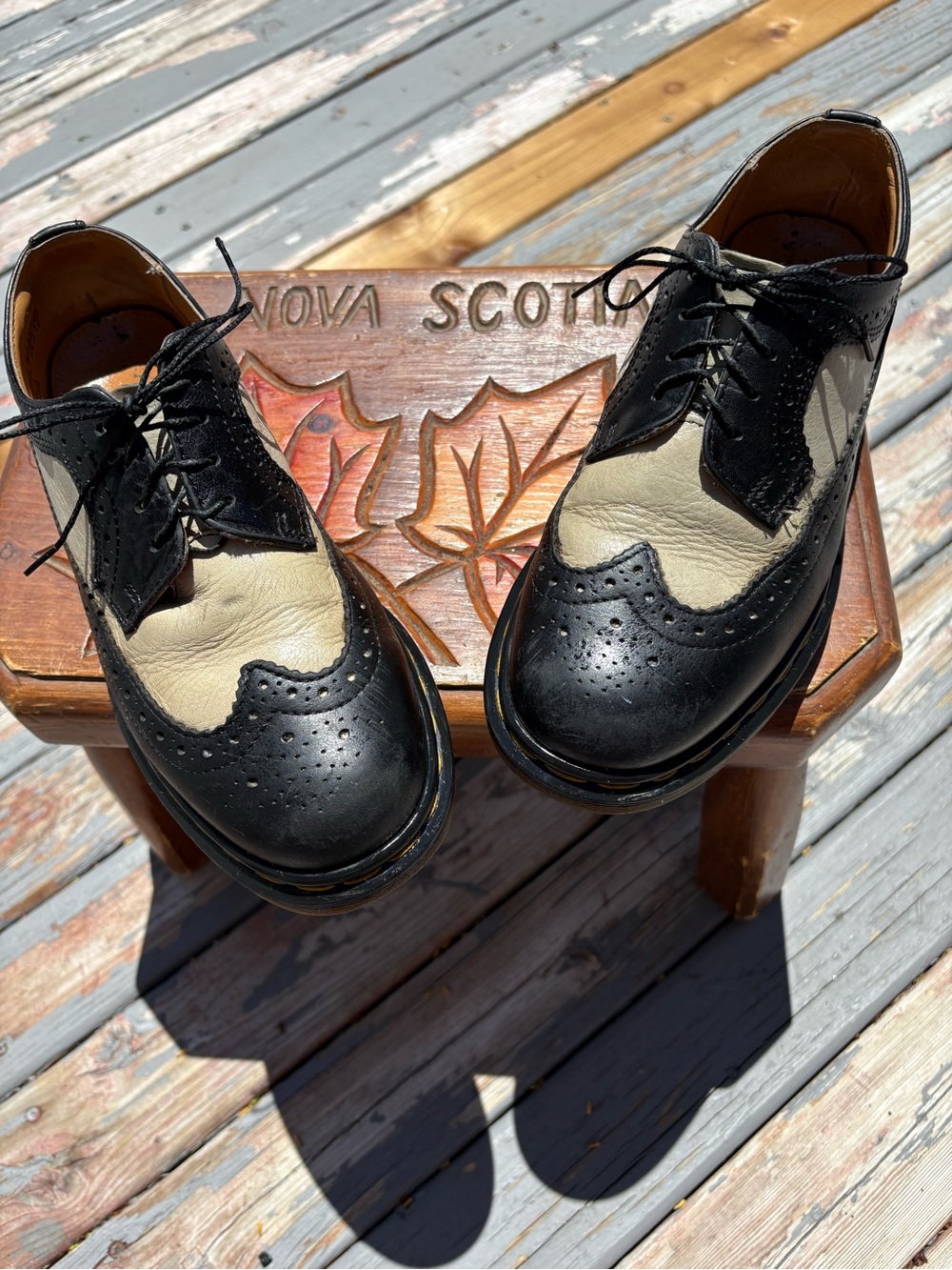 Dr Martens Men's Two-Tone Black and Cream Wingtip Oxford Shoes